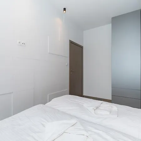 Modern Dabrowskiego Apartmán *